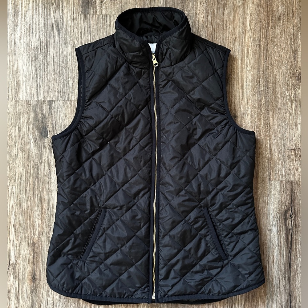 Old Navy Black Quilted Vest